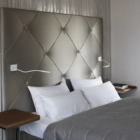 Cosmo Mitte Hotel 4*