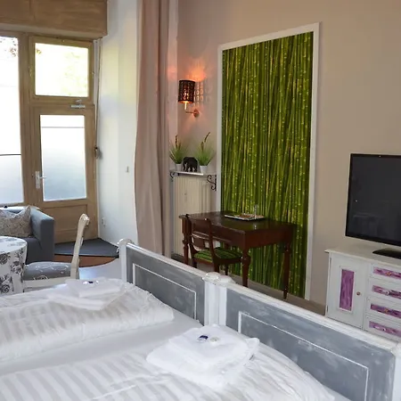 Guest house Sevenrooms 3*