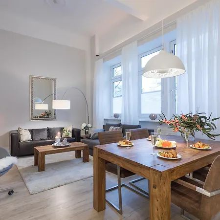 The Goethe Loft, 2 Bedroom Up To 5 People Apartment Berlin