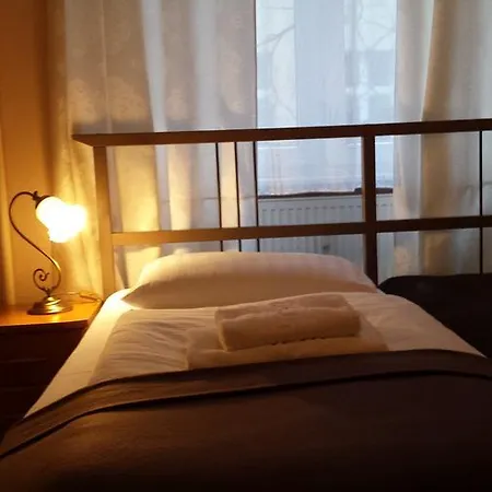 Hotel De Ela 2*
