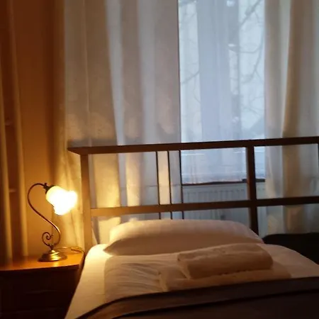 De Ela Hotel 2*