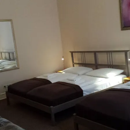 De Ela Hotel 2*