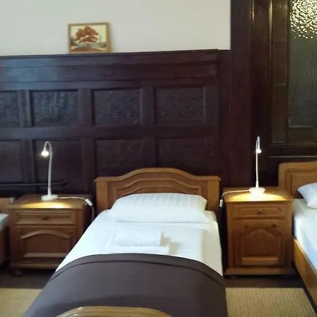 Hotel De Ela