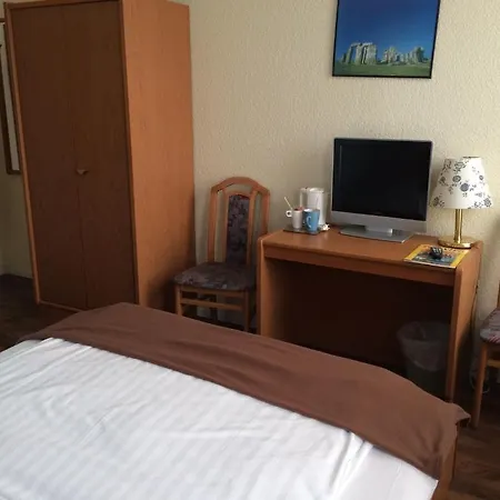 Columbia Hotel 3*