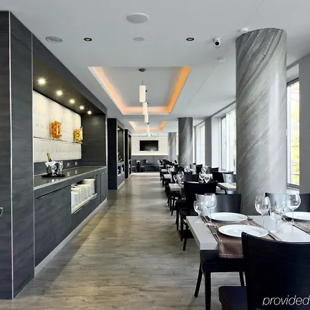 Vier Jahreszeiten Hotel Berlin