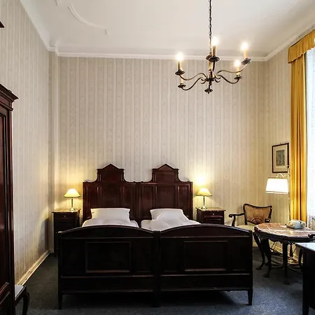 Hotel-pension Funk Am Kurfuerstendamm فندق