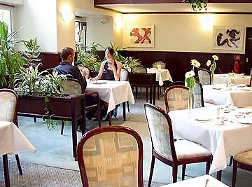 Kurfuerstendamm Am Adenauerplatz 3* Berlin
