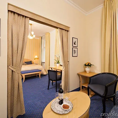 Kronprinz Hotel