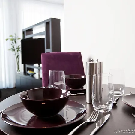 Goodman's Living Apartment *