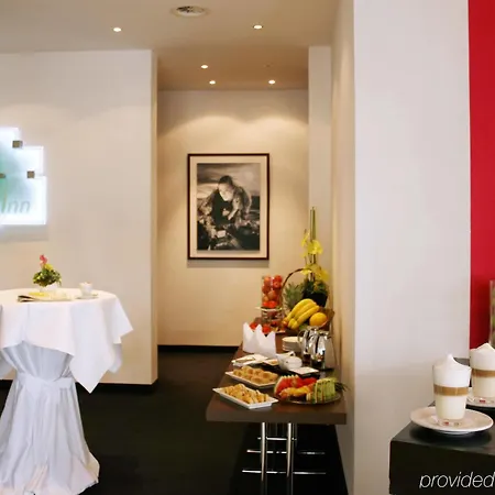 Holiday City Center East Prenzlauer Berg By Ihg Berlin