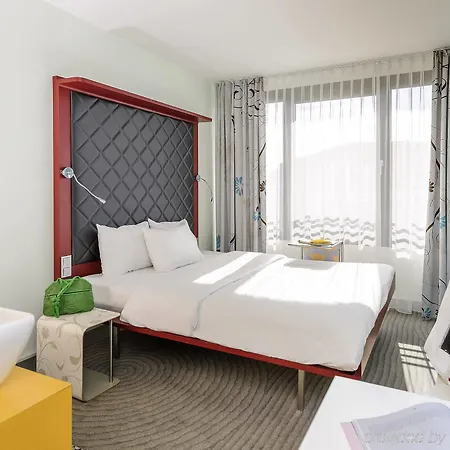 Ibis Styles Mitte Hotel 3*