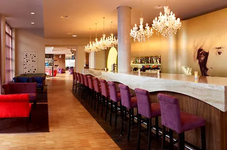 Hotel Park Plaza 4*