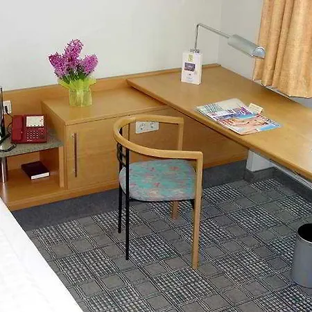 Abacus Tierpark فندق 4*