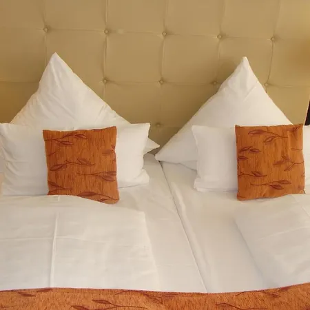 Guzulka & Restaurant Apartmanhotel Berlin