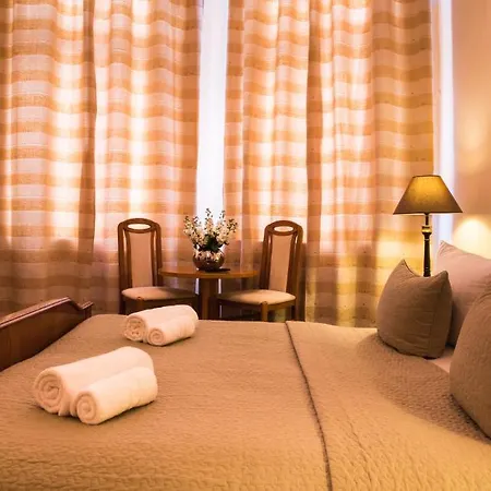 Hotel Comet Am Kurfuerstendamm 3*