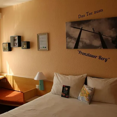 Ibis Mitte 2*