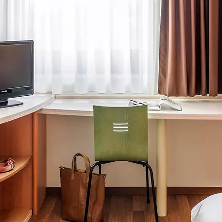 מלון Ibis Messe