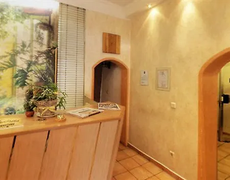 Majestic 3* Berlin
