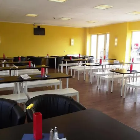 Hotel Meininger Hallesches Ufer 3*