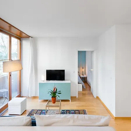 Greatstay - Zionskirchplatz Downtown *