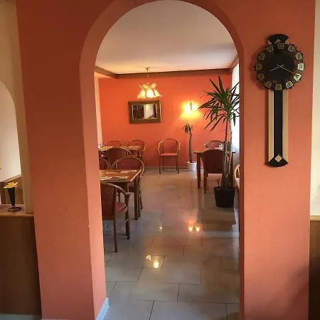 Hotel Miles