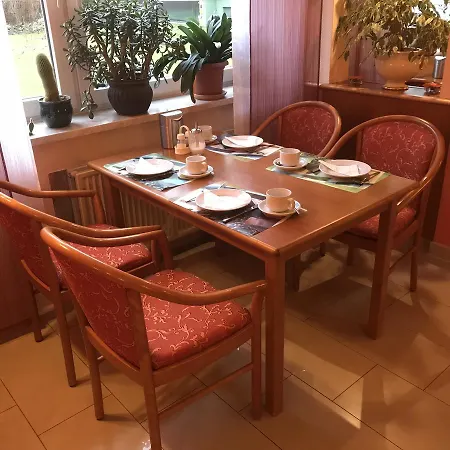 Miles Hotel 3*