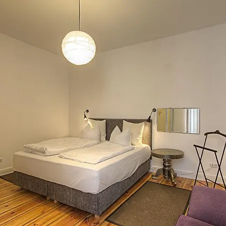 Rheinsbergerstr. 78 Nr. 2 *