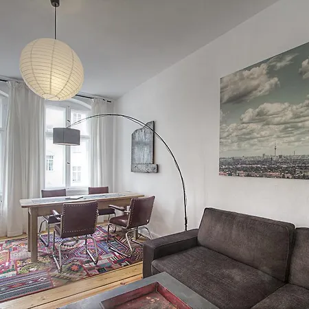 Rheinsbergerstr. 78 Nr. 2 * Berlin