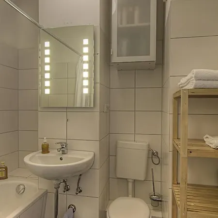 Appartement Rheinsbergerstr. 78 Nr. 2