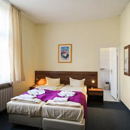 Hotelpension Margrit 2*