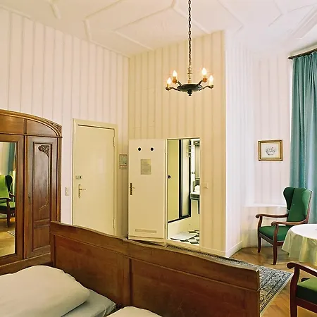 Hotel-pension Funk Am Kurfuerstendamm برلين
