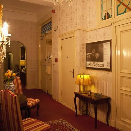 Hotel-pension Funk Am Kurfuerstendamm فندق
