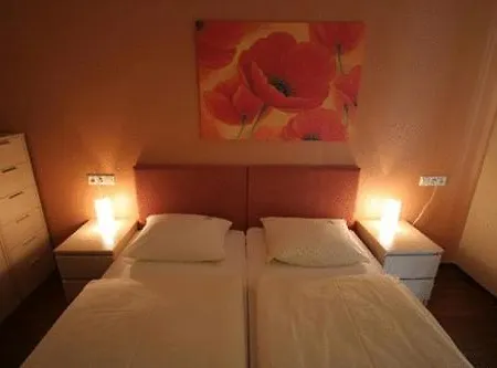 Hotel H+ 4youth