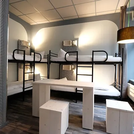 Singer109 Hostel, & Хостел *