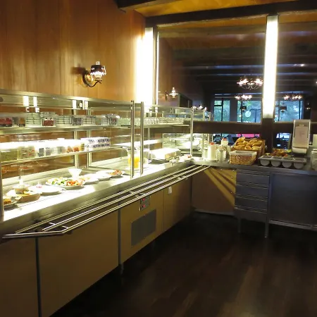 Отель Central-hotel Tegel 2*