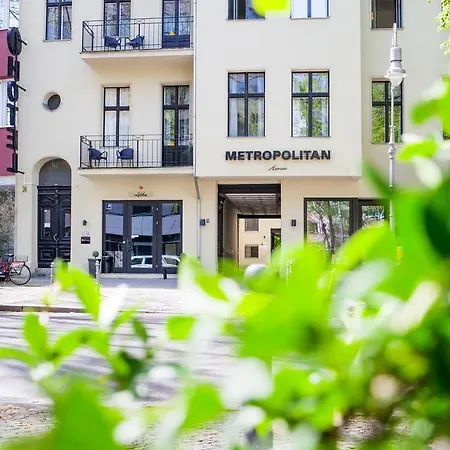 Metropolitan Hotell 3*