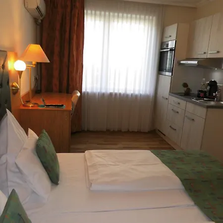Aparthotel Aparthotel Guzulka & Restaurant 3*