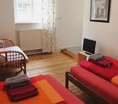 Come 2 Friends Apartmenthaus