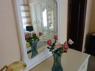 Victoria 2*
