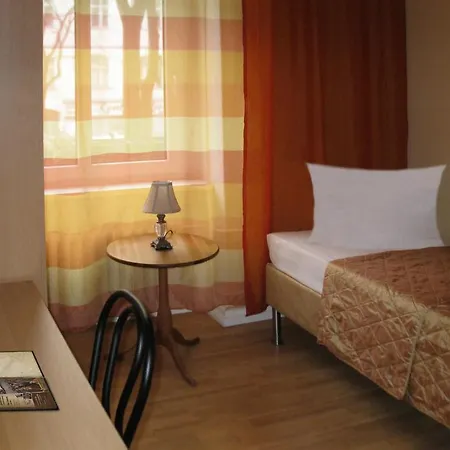 Guest house Hotel-pension Am Savignyplatz 2*