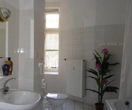 Guest house Regenbogen 2*