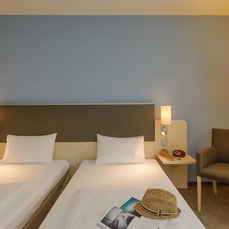 Mercure City West 4*
