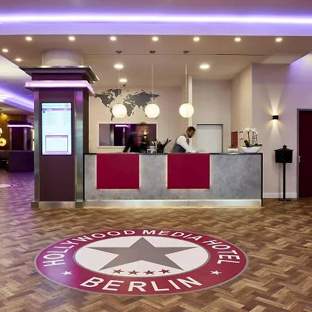 Hollywood Media Am Kurfuerstendamm Hotel 4*