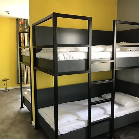 Hostel Grand Urban