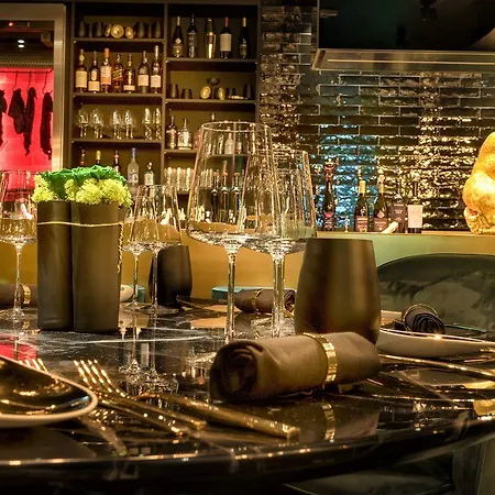 Palace 5* Berlino