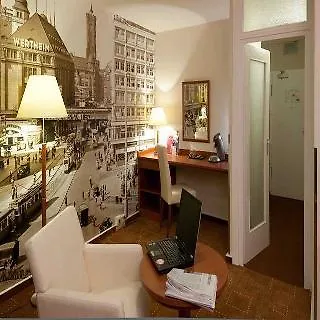Hotel Mercure Alexanderplatz 3*