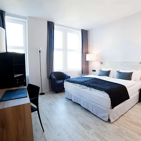 Catalonia Mitte Hotel 4*