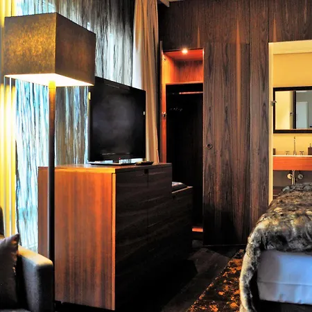 Gendarm Nouveau 4* Berlin
