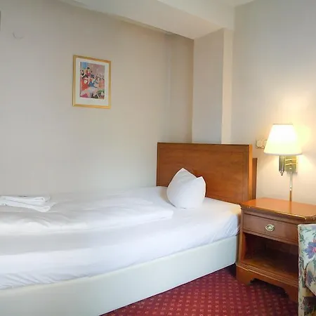 Georghof Hotel 3*