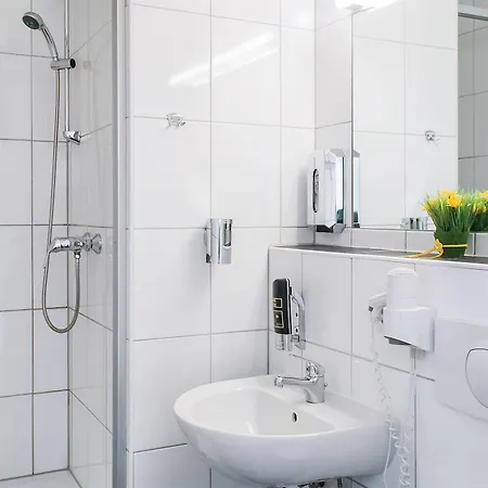 Mikon Eastgate - Centre 3*